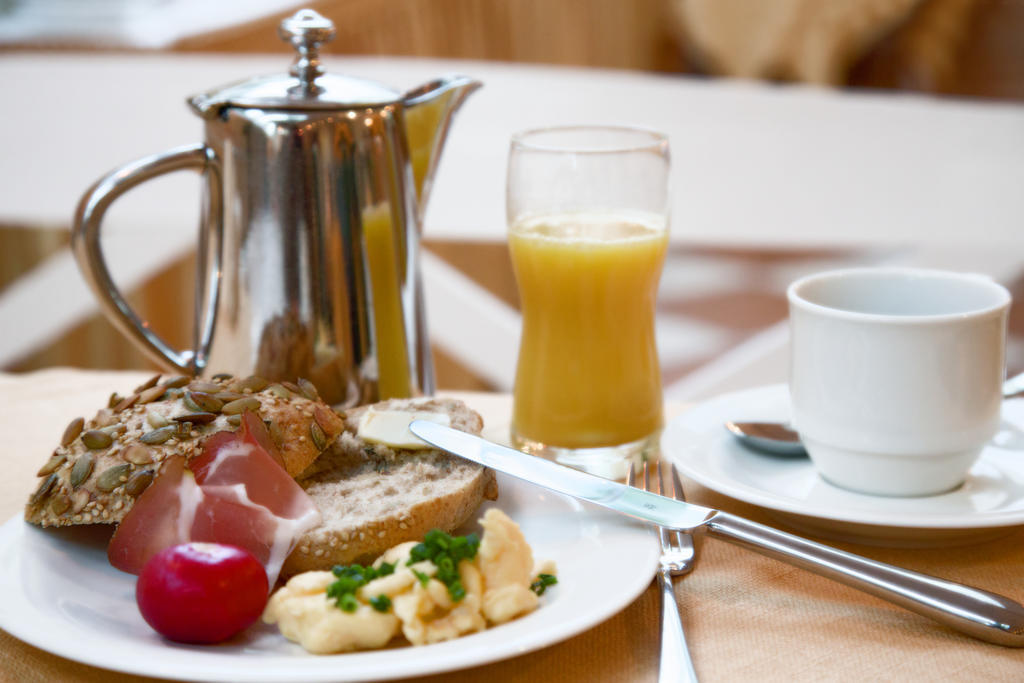Thermenhotel Quellenhof باد فسينغ المظهر الخارجي الصورة